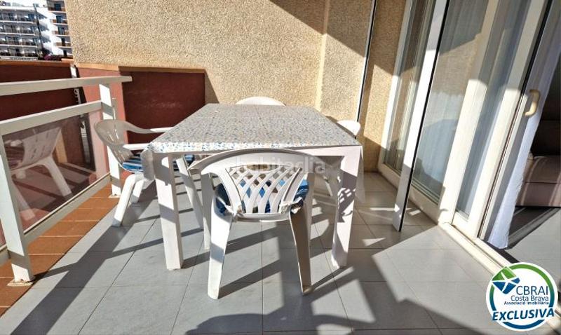 Foto 6cdbf7d2-5318-487e-8ce1-6260a3e07c4b. Apartamento  con licencia turística a 360m del mar en Roses