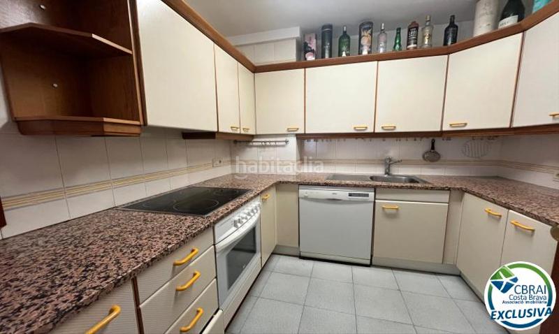 Foto 1ff49aff-10d2-47a0-9a48-58a118fa218f. Piccolo appartamento con riscaldamento in Centre Roses