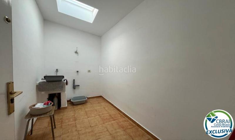 Foto 85482b22-c5ed-44da-ab20-1ddaea42787e. Piccolo appartamento con riscaldamento in Centre Roses