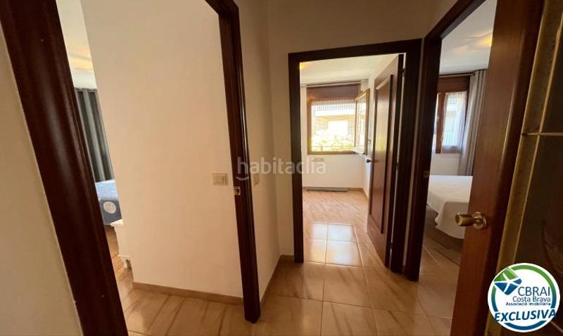 Foto dc271cd3-84e2-48a2-819a-d42fe4b20372. Piccolo appartamento con riscaldamento in Centre Roses