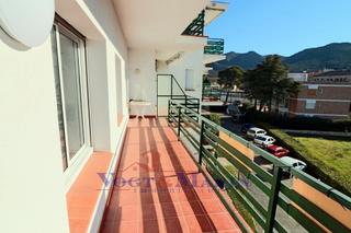 Apartament  Carrer lisboa. Apartamento en zona tranquila y con piscina comunitaria en mas o