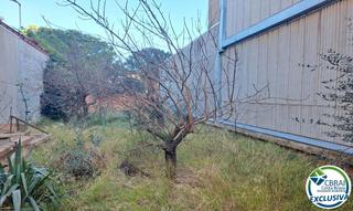 Terreny residencial  Carrer de l'oliva. Parcela edificable de 265 metros cuadrados en figueres