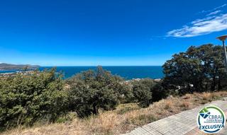 Terreny residencial  Carrer santiago rusinyol. Se vende conjunto de 14 parcelas edificables con vista al mar.