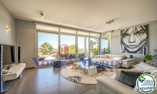 Chalet  Carrer alemanya. Villa de lujo con piscina y vista única en can isaac, palau-save