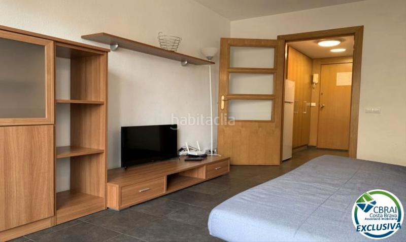 Foto dd12c680-e87c-44ce-abf7-d2eac2304a4e. Apartment with pool in Santa Margarida Roses