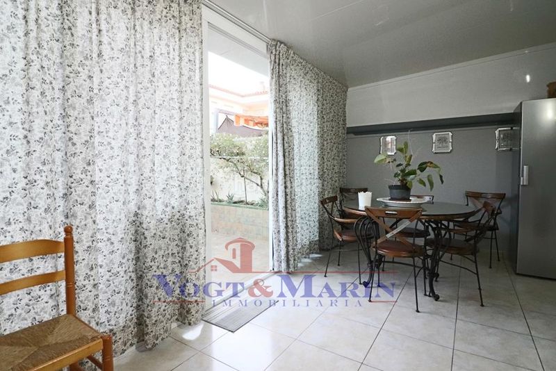 Foto aec13d4f-3c9f-4ad7-bde5-48a35df778a3. Apartament amb calefacció aparcament a Centre Roses