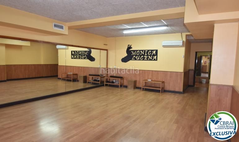 Foto fe57caa6-84f5-4e2c-a0f1-b8bb251c8161. Local comercial amb calefacció a Nord Roses