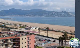 Appartement  Carrer de fabra pompeu. Estudio con cabina con vistas al mar en primera línea de mar, em