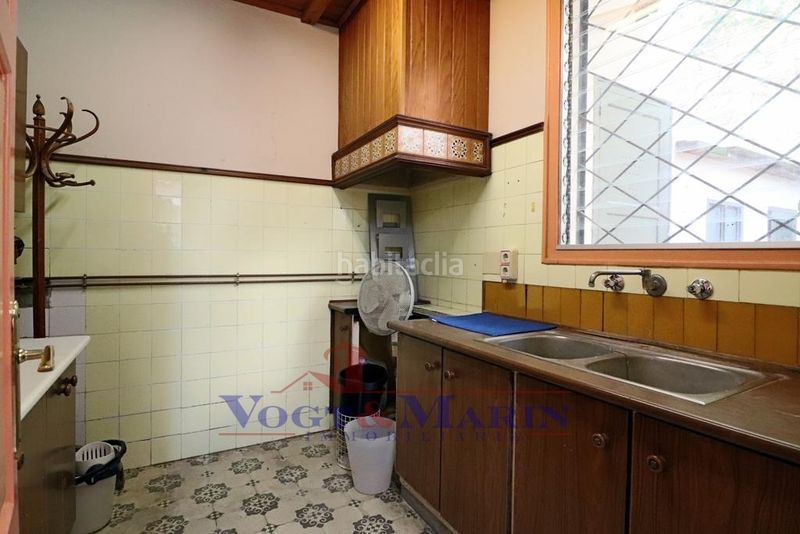 Foto 4a1a1804-b835-43f8-89a4-457d453ccef6. Casa adossada amb calefacció aparcament a Centre Figueres