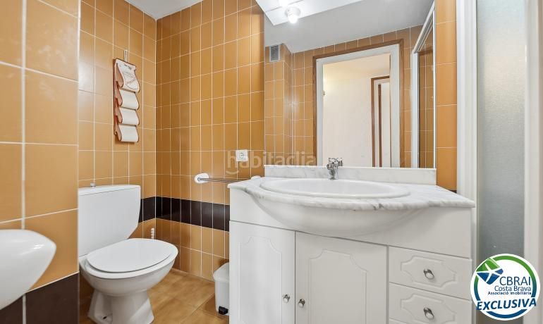 Foto 27896dbe-b99a-47e5-8e17-ed240875869a. Apartament amb aparcament a Santa Margarida Roses
