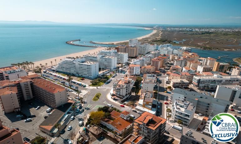 Foto 80c7d878-3cb0-47bf-8706-ef7fddcce7d1. Apartament amb aparcament a Santa Margarida Roses