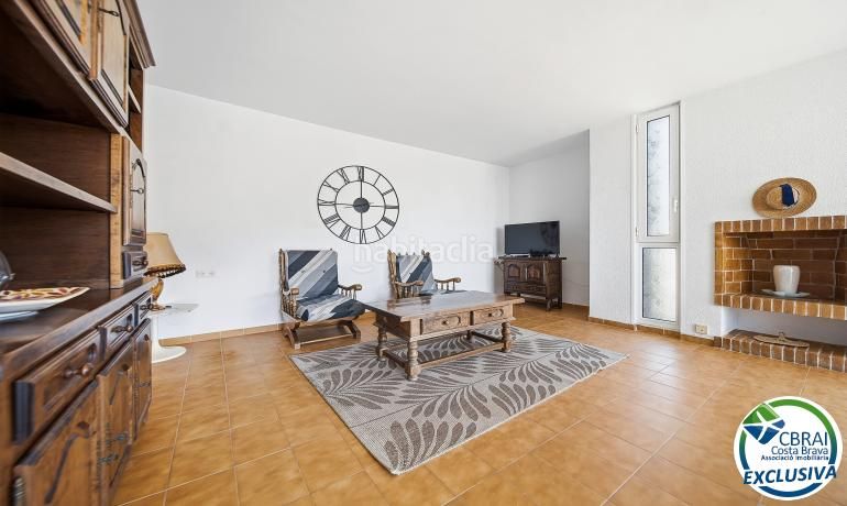 Foto cbe76e9a-8699-4b05-861a-b0cbda30cede. Apartament amb aparcament a Santa Margarida Roses