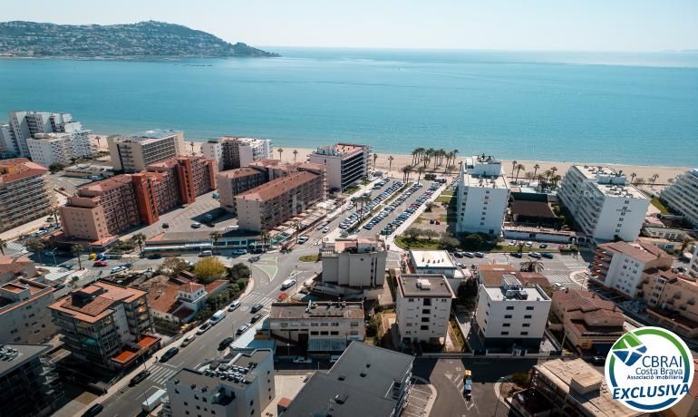 Foto cf75ede3-7165-4d9f-acc5-bca76c66f801. Apartament amb aparcament a Santa Margarida Roses