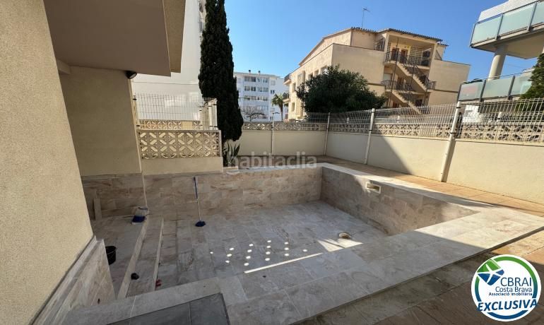 Foto 06fb20cc-df8c-4ace-a076-0e1836c8a7c8. Apartament amb aparcament piscina a Santa Margarida Roses