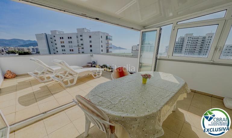 Foto c7cd9c5e-7819-4177-ab75-9eb7dad4de20. Apartament amb aparcament piscina a Santa Margarida Roses