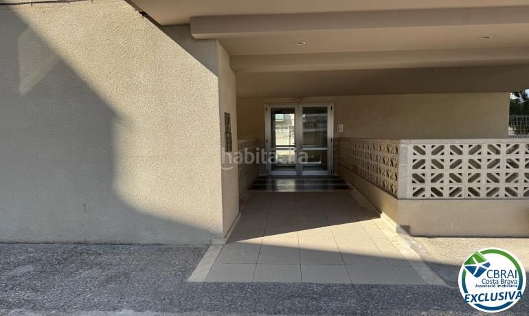 Foto eed2ad94-d08f-42b6-9956-d3327648552d. Apartament amb aparcament piscina a Santa Margarida Roses