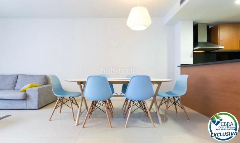 Foto 117f61b1-b033-45e7-95d7-b4b20a52a8b8. Apartament amb calefacció aparcament a Centre Roses