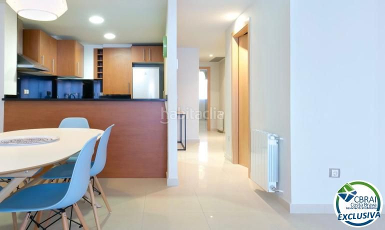 Foto 2b64c2d8-448a-4560-86e3-2a1c2afd8f1f. Apartament amb calefacció aparcament a Centre Roses