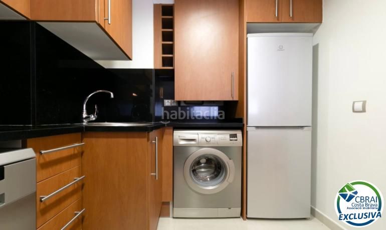 Foto 47cd381c-0eef-4019-b70f-5b50df9eecbf. Apartament amb calefacció aparcament a Centre Roses