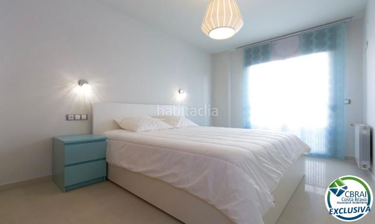 Foto a4009923-bb5c-455c-b086-c149b5b68e80. Apartament amb calefacció aparcament a Centre Roses