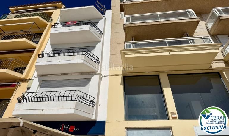 Foto 3f8dd917-eb29-493b-bef7-a0b462ba4e33. Apartament amb calefacció a Centre Roses