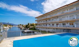 Apartament  Carrer freser. Apartamento con vista al canal y piscina comunitaria en freser,