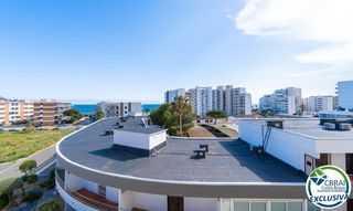 Apartamento  Carrer de pedro calderón de la barca. Apartamento con vista al mar a 180m de la playa en santa margari