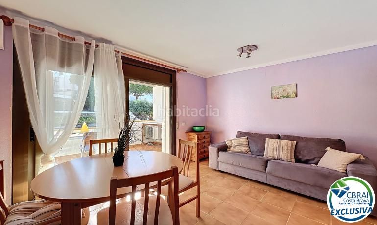 Foto 51df1a46-d079-4293-bf0b-5ca06e990d9c. Apartament amb calefacció aparcament piscina a Puig Rom-Canyelles-Almadrava Roses