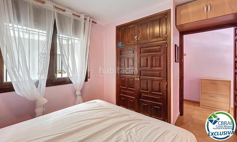 Foto 8121ca40-6c41-4435-8a3f-ca5a6a0f9722. Apartament amb calefacció aparcament piscina a Puig Rom-Canyelles-Almadrava Roses