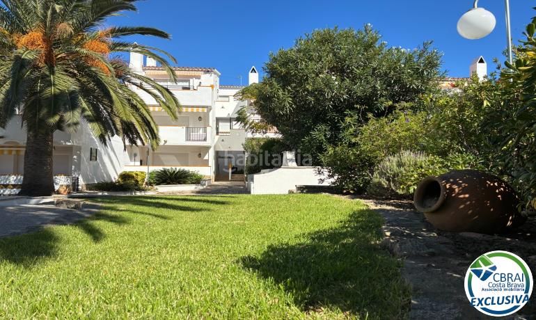 Foto 8e190615-f931-4534-a7da-a1d34a91400d. Apartament amb calefacció aparcament piscina a Puig Rom-Canyelles-Almadrava Roses