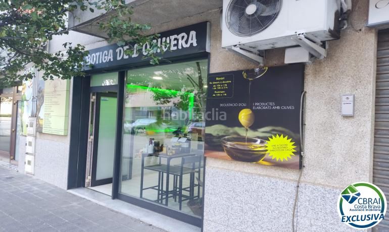 Foto 5bbd9032-0f17-4da1-b9a4-35ff1fd04d1b. Local comercial a Centre Roses