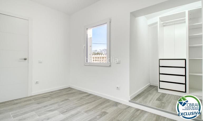 Foto 48b3e695-4981-4b9e-a481-bef3e5a19099. Casa amb calefacció aparcament a Carlit - Montseny Empuriabrava