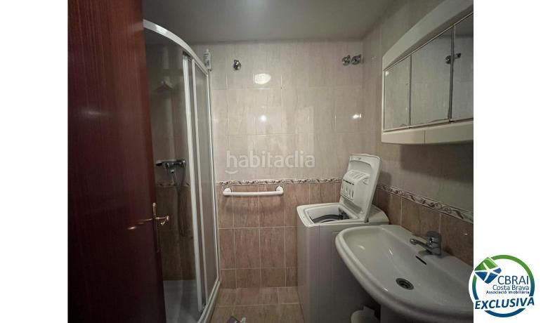Foto 3300b310-3a31-4c89-972b-9286e40bb071. Apartament amb calefacció aparcament a Muga - Gran Reserva - Badia Empuriabrava