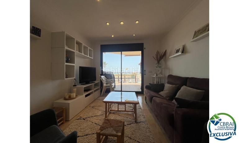 Foto 61c66c30-ac8c-49d0-ad43-323a6f2f1908. Apartament amb calefacció aparcament a Muga - Gran Reserva - Badia Empuriabrava