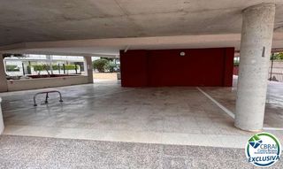 Aparcament cotxe a Carrer de Miguel de Cervantes,