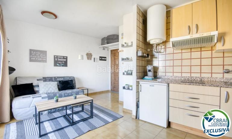 Foto afabb359-5338-4f5f-bd6b-e371756046ec. Estudi amb calefacció piscina a Sant Maurici Empuriabrava