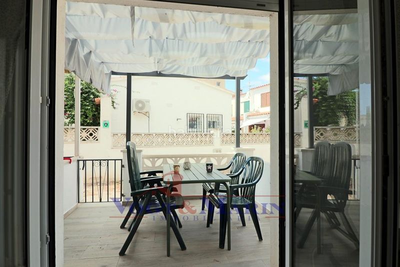 Foto cb68896a-5a3a-41bb-a767-861e12b829c2. Casa adossada a Sant Maurici Empuriabrava