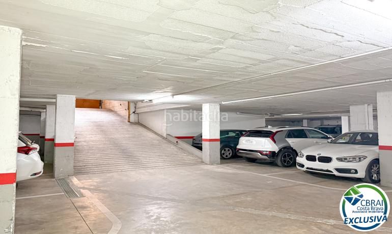 Foto 2cccc4e4-5182-4426-80e8-3fa9d3abe87c. Apartament amb calefacció aparcament a Centre Figueres