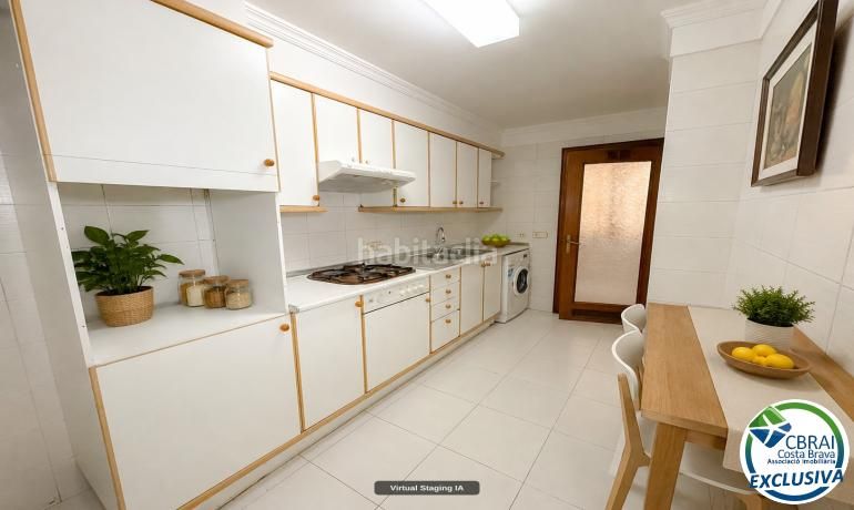 Foto 725d6843-37a8-4f3b-9703-81c990fc4b55. Apartament amb calefacció aparcament a Centre Figueres