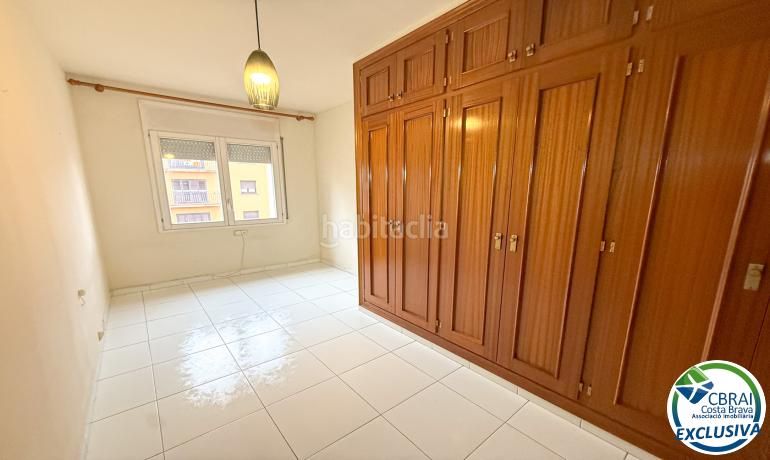 Foto 9fc85277-76a7-4dd7-b360-153def569c0a. Apartament amb calefacció aparcament a Centre Figueres