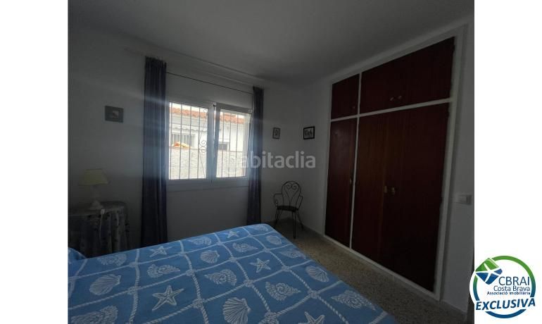 Foto dfbd1e98-3899-4636-9cc3-9ce4b826df2c. Casa amb aparcament a Peni Empuriabrava