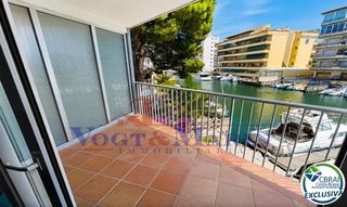 Apartament a Carrer Cap de la Gola