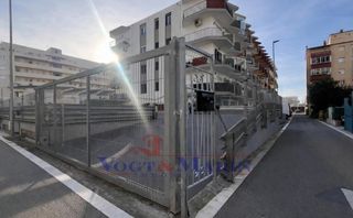 Aparcament cotxe a Carrer Muga-B