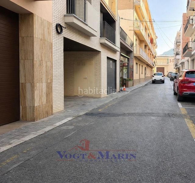 Foto 1f96cab4-661e-4c69-8802-9b519edc690c. Aparcament cotxe a Centre Roses