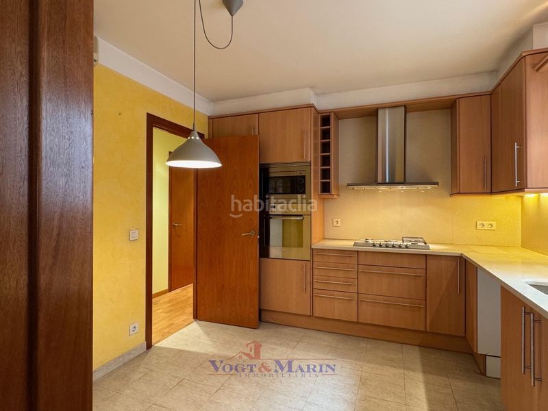 Foto 2f59b0cb-915c-4ef4-a158-56075755f561. Apartament amb calefacció aparcament a Creu de la Mà Figueres