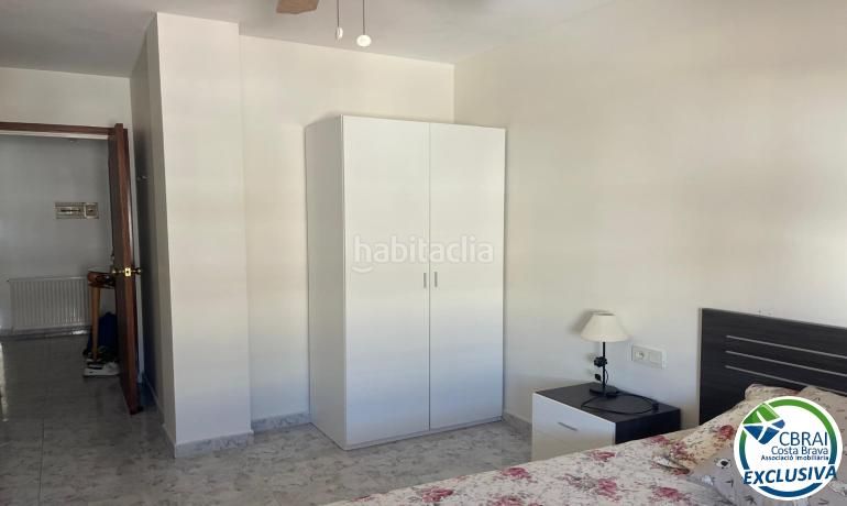 Foto adf91730-3c7d-436d-a9bd-028c0505d5cb. Apartament amb calefacció a Centre Roses