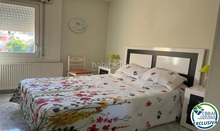 Foto cc5a04b1-25be-49c8-8093-6e7f90c4bf3e. Apartament amb calefacció a Centre Roses