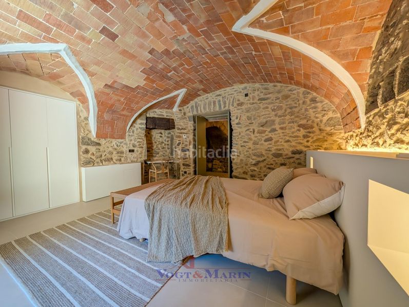 Foto 1fda449f-d0db-4b29-853e-f15ce65fc777. Casa  reformada con diseño único en Palau-saverdera