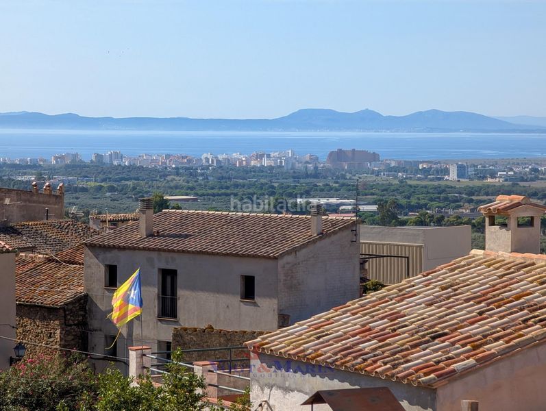 Foto dffc1222-0da3-4db1-a1d5-8c1c08a21e22. Casa  reformada con diseño único en Palau-saverdera