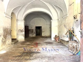 Casa aparellada  Carrer de pompeu fabra. Casa pareada con multiples posibilidades en l´armentera
